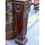 AN IMPRESSIVE PAIR OF ANTIQUE NEO CLASSICAL STYLE MAHOGANY PEDESTALS WITH WELL DETAILED GILT BRASS