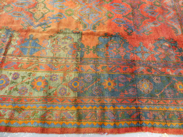 AN ANTIQUE TURKISH OUSHAK CARPET. 402 x 334cms. - Image 3 of 8