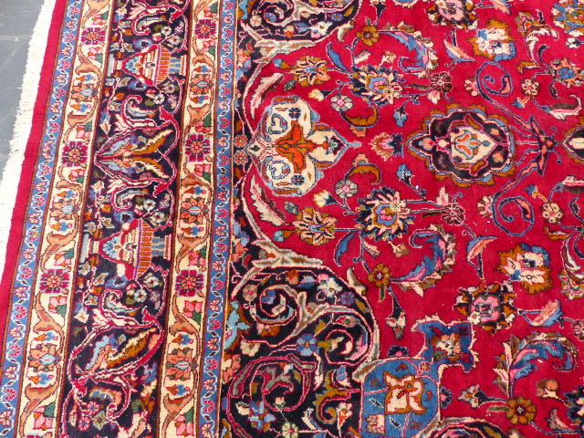 A PERSIAN CARPET OF CLASSIC DESIGN. 396 x 302cms. - Image 3 of 11