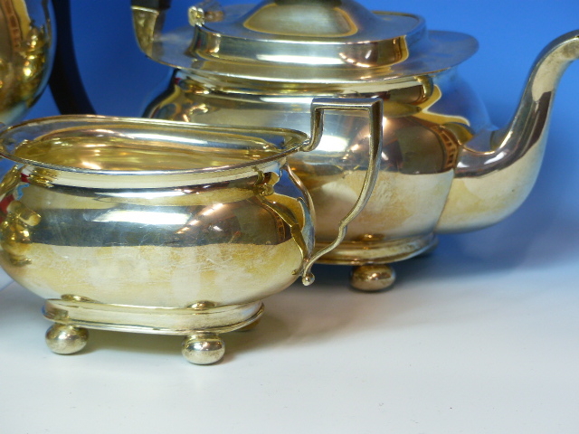 A SILVER HALLMARKED FOUR PART TEA/COFFE SET, DATED 1929, FOR JAMES DEAKIN AND SONS. GROSS WEIGHT - Image 16 of 22