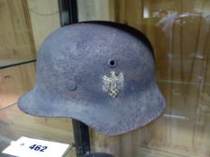 THIRD REICH SINGLE DECAL M35 HELMET.