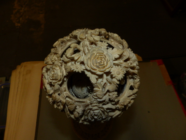 A CHINESE IVORY PUZZLE BALL CARVING WITH STAND HAVING A ROTATING RETICULATED KNOP AND A FURTHER - Image 20 of 20