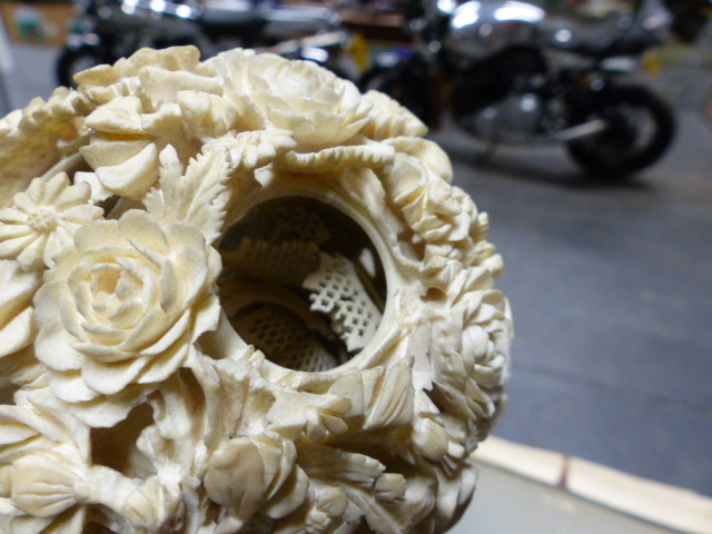 A CHINESE IVORY PUZZLE BALL CARVING WITH STAND HAVING A ROTATING RETICULATED KNOP AND A FURTHER - Image 8 of 20
