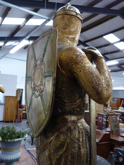 A PAIR OF GILT AND SILVERED BRONZE FIGURES OF FRENCH KNIGHTS STANDING ON SWAGGED COLUMNS - Image 12 of 12