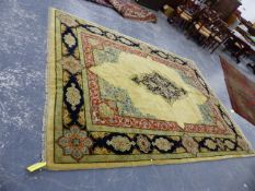 AN ORIENTAL CARPET OF PERSIAN TABRIZ DESIGN. 350 x 248cms.