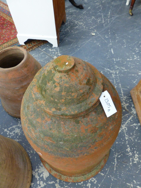 A TERRACOTTA BELL SHAPED RHUBARB FORCER AND COVER STAMPED WYCHFORD POTTERIES. H.69cms. - Image 2 of 4