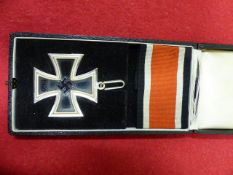 THIRD REICH KNIGHTS CROSS, BOXED.