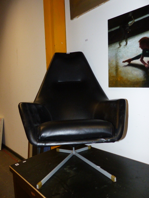 A RARE MID CENTURY PETER HOYTE AIRCRAFT CHAIR. - Image 3 of 4