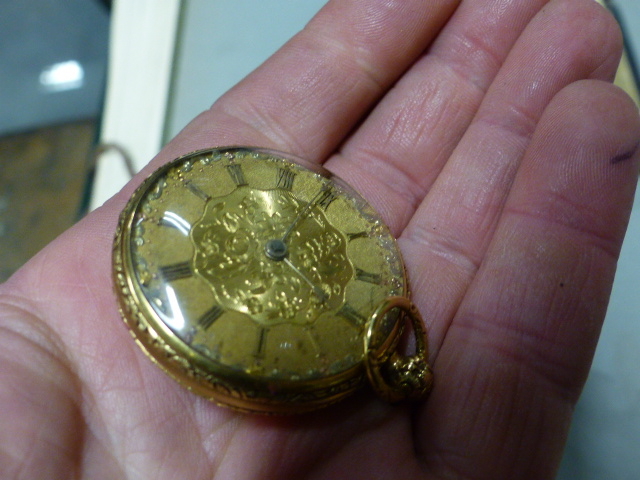 A 19th.C.18ct. GOLD OPEN FACE WATCH WITH BLOODSTONE MOUNTED KEY IN A LEATHER EASEL BACKED TRAVEL - Image 12 of 12