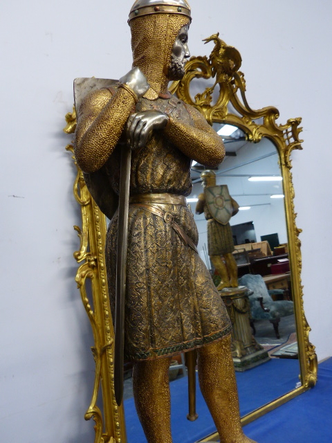 A PAIR OF GILT AND SILVERED BRONZE FIGURES OF FRENCH KNIGHTS STANDING ON SWAGGED COLUMNS - Image 9 of 12