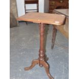 A VICTORIAN OAK AND INLAID CHEQUERBOARD TOP OCCASIONAL TABLE ON CARVED TURNED TRIPOD LEGS. 44 x 31 x