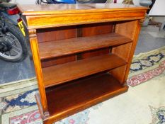 AN ANTIQUE AND LATER MAHOGANY AND INLAID OPEN FRONT SMALL BOOKCASE WITH ADJUSTABLE SHELVES. 95 x