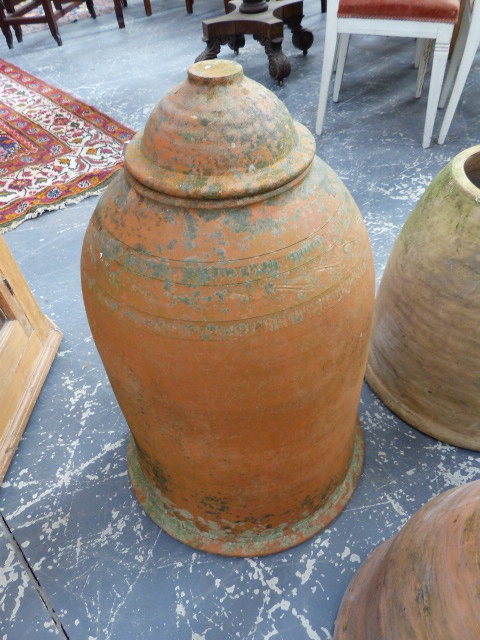 A TERRACOTTA BELL SHAPED RHUBARB FORCER AND COVER STAMPED WYCHFORD POTTERIES. H.69cms. - Image 3 of 4