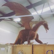 AN IMPRESSIVE LIFESIZE? HANSEA TOYS FIGURE OF A WINGED GREAT DRAGON. APPROX.H.250 x L.290cms.