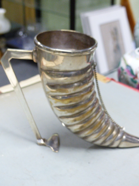 BICENTENARY AND REUNION ELECTROPLATE DRINKING HORN BEARING THE BADGE OF THE INDIAN BRIGADE OF - Image 3 of 7