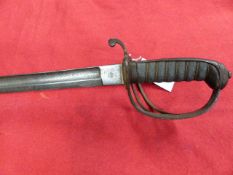 A VICTORIAN ROYAL ARTILLERY OFFICER'S SWORD WITH A SINGLE EDGED BLADE, 86 cms LONG AND ETCHED WITH