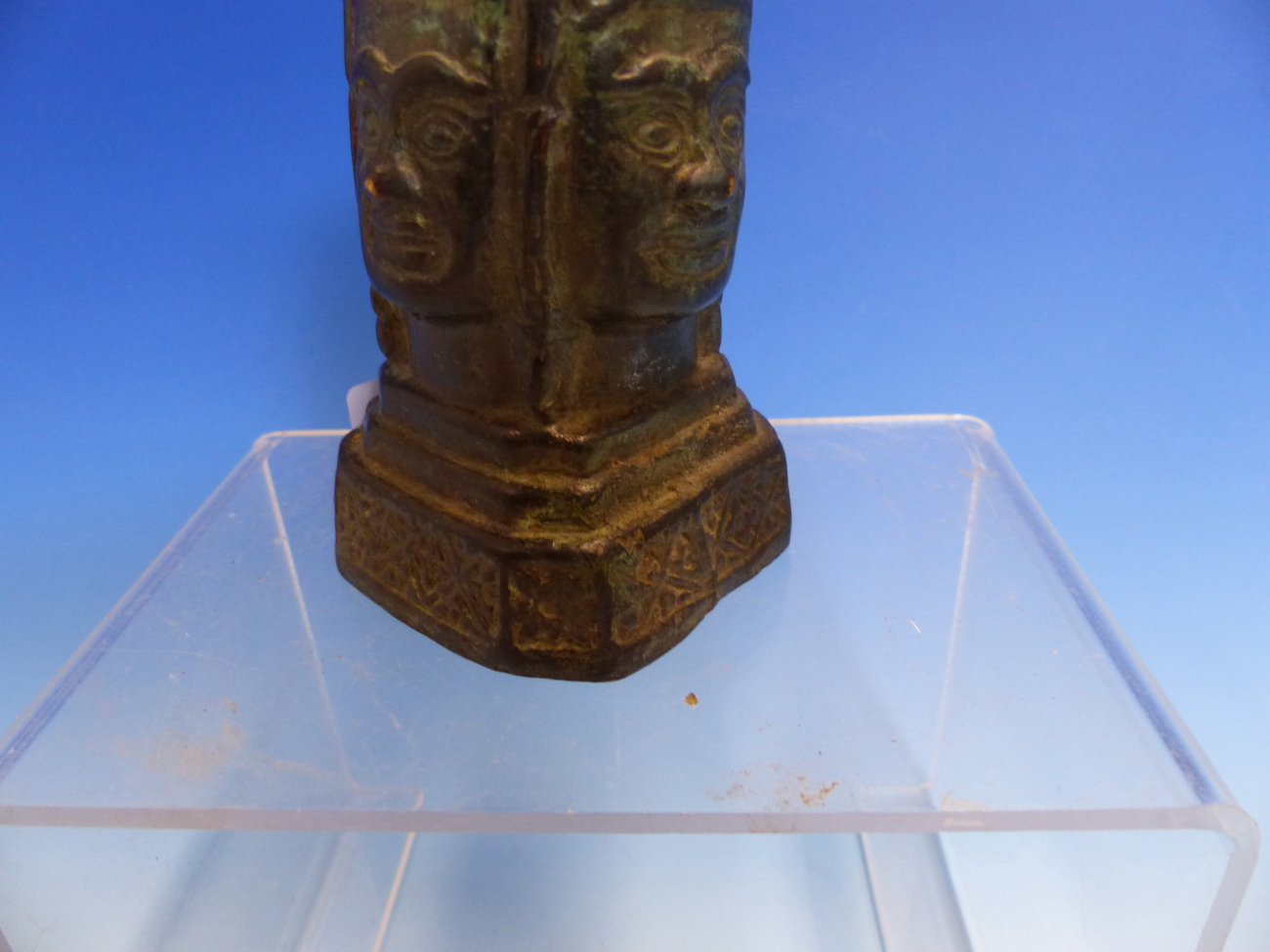 A BRONZE OF THE FOUR FACED BRAHMA WEARING A THREE STEPPED CROWN. H 13cms. - Image 7 of 8