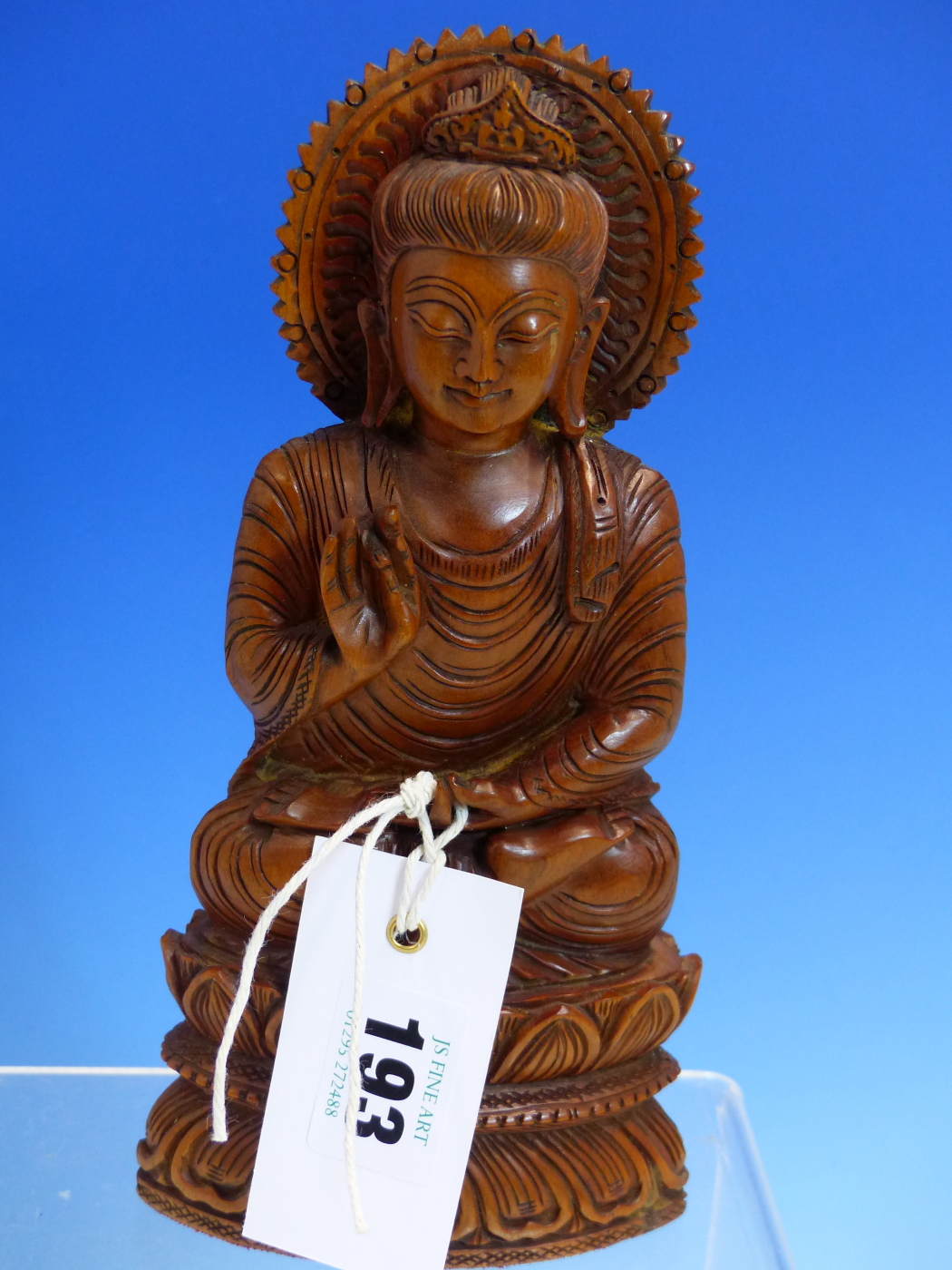 A CARVED WOOD BUDDHA SEATED CROSS LEGGED ON A DOUBLE LOTUS THRONE, HIS RIGHT HAND RAISED IN REFUGE - Image 4 of 5