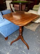 A REGENCY MAHOGANY AND INLAID SQUARE TILT TOP TRIPOD TABLE. 46 x 44 x H.73cms.