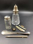 A SILVER HALLMARKED RETRACTABLE PENCIL, A GLASS AND SILVER TOPPED DRESSING TABLE POT, A SILVER AND