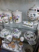 A LARGE QTY OF PORTMEIRION BOTANIC GARDEN WARES.