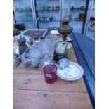 VARIOUS GLASSWARES AND AN OIL LAMP.