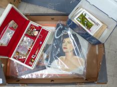 A VINTAGE JEWELLERY BOX AND CONTENTS, POST CARDS, CIGARETTE CARDS IN ALBUM, A VANITY FAIR "THE
