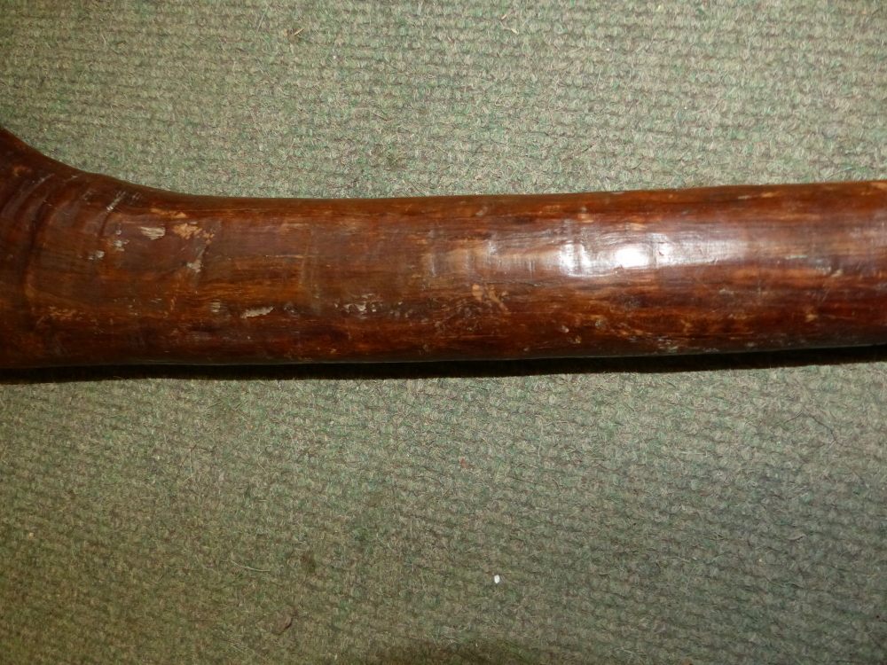 AN ABORIGINAL CLUB, THE LAPPET CARVED HANDLE WITH PINE CONE POMMEL, THE HEAD AT RIGHT ANGLES TO - Image 7 of 22