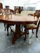 A VICTORIAN MAHOGANY TILT TOP BREAKFAST TABLE. Dia.121cms.