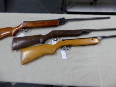 THREE BREAK-BARREL AIR RIFLES, JELLY No.91580, SERIES 70 MODEL 77 AND A MODEL 55.