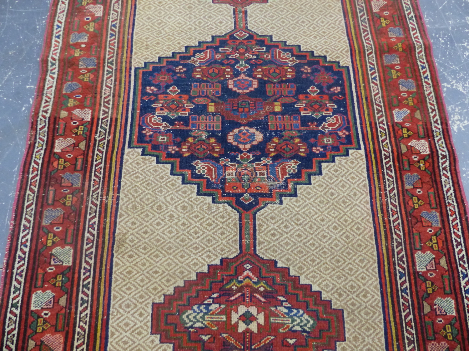 AN ANTIQUE PERSIAN SERAB RUNNER. 293 x 113cms. - Image 4 of 9