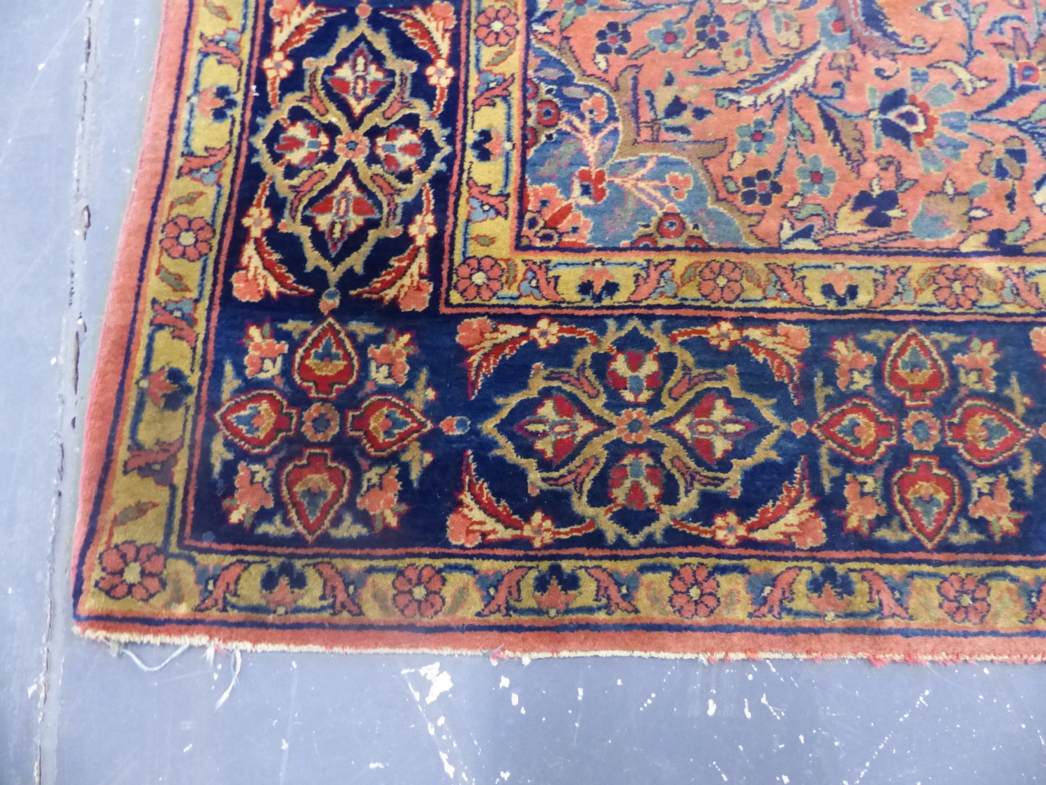 AN ANTIQUE PERSIAN KASHAN RUG. 212 x 130cms. - Image 4 of 11