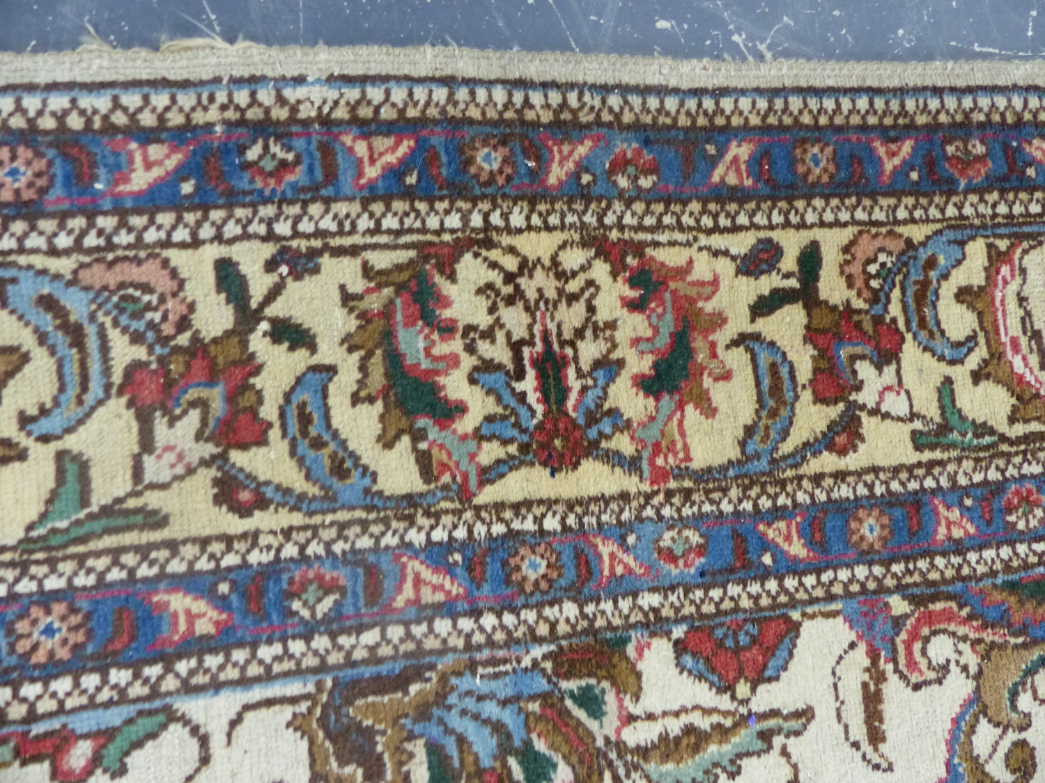 A PERSIAN TABRIZ CARPET. 315 x 200cms. - Image 12 of 14