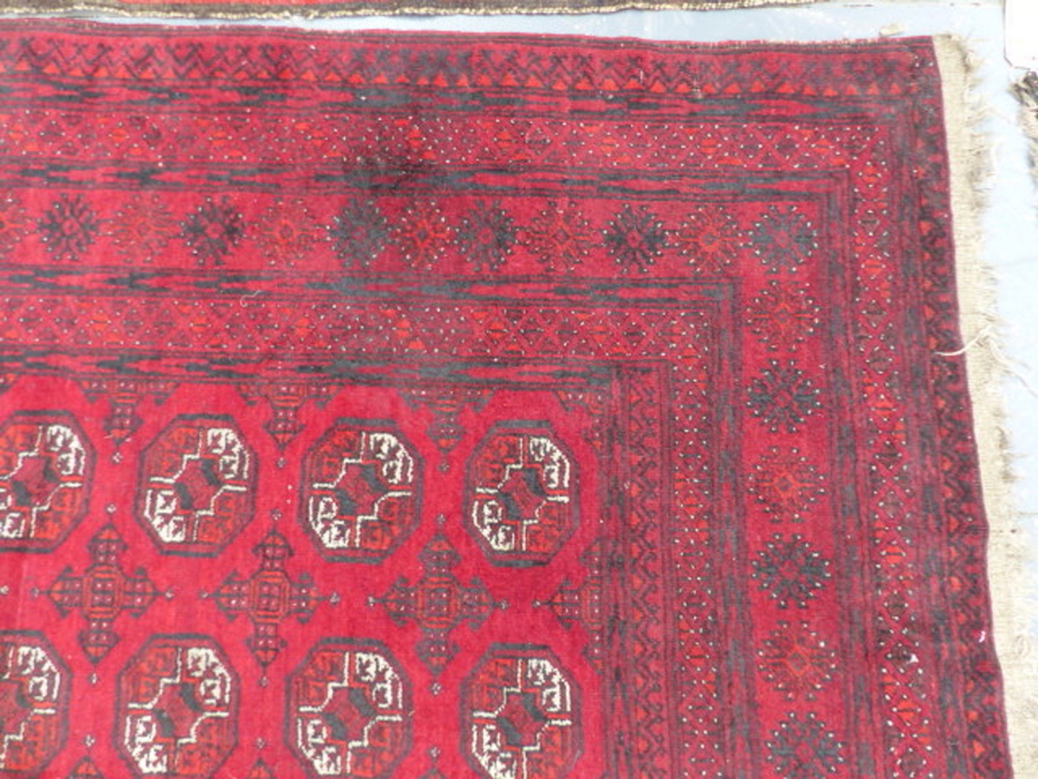 THREE AFGHAN BOKHARA RUGS. LARGEST. 195 x 127cms. (3) - Image 7 of 19