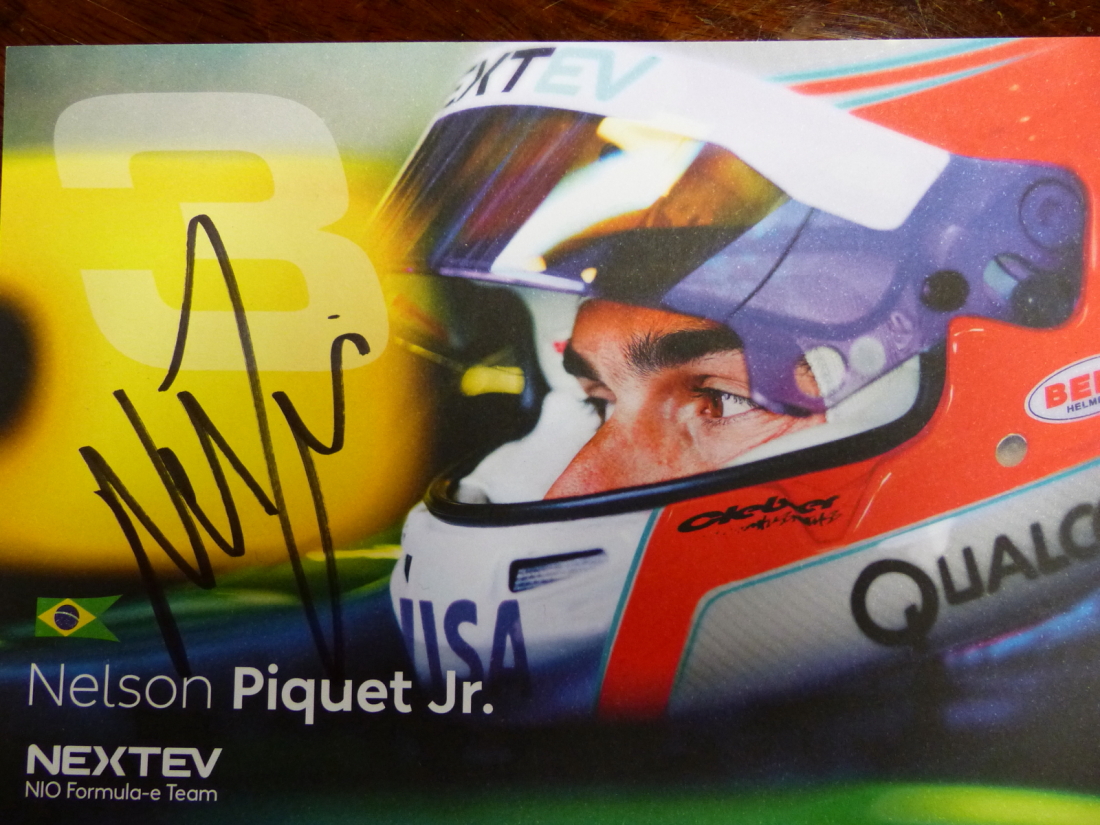 A COLLECTION OF PROGRAMMES AND CLOTHING SIGNED BY LEWIS HAMILTON, NELSON PIQUET, MARK WEBBER AND - Image 11 of 12