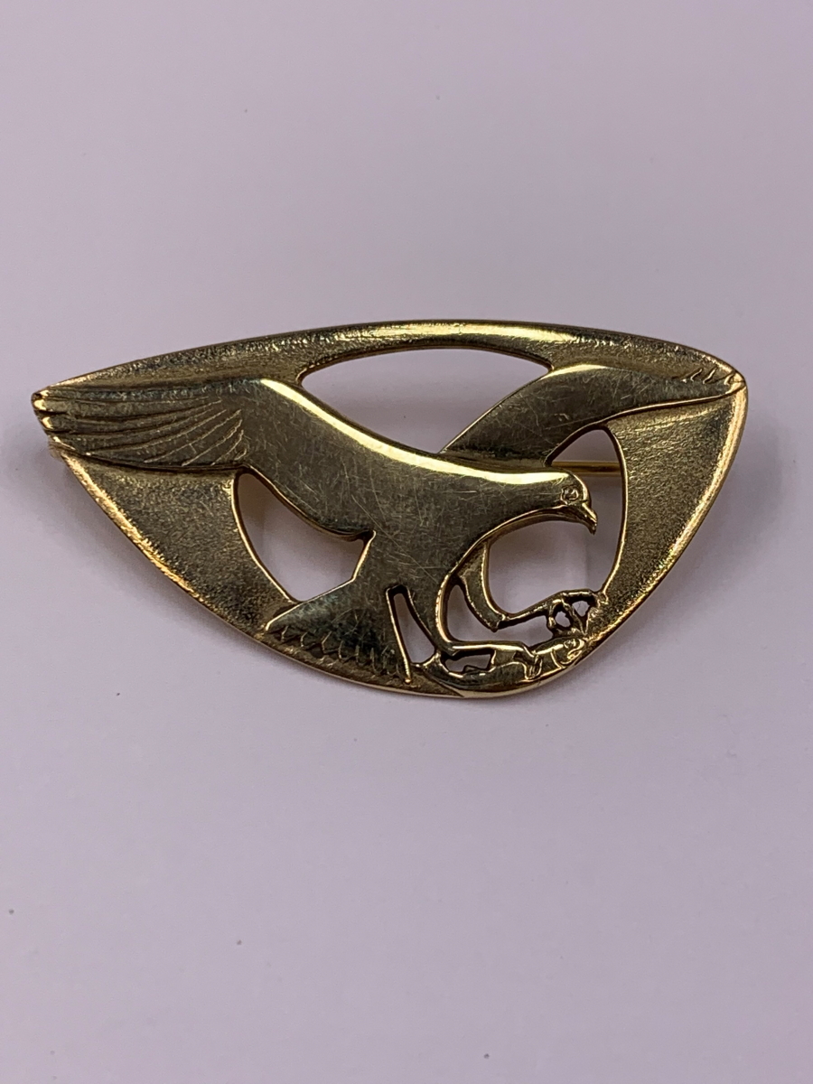 A CASED 9ct GOLD AND ENAMEL PHEASANT BROOCH SIGNED JG & S TOGETHER WITH A 9ct GOLD OSPREY BROOCH - Image 8 of 9