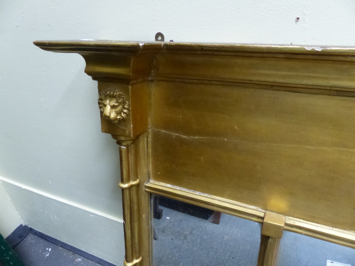 A 19th.C. GILT OVERMANTLE WITH CLASSICAL CHARIOT FRIEZE OVER TRIPLE PLATE MIRROR, FLANKED BY CLUSTER - Image 4 of 9