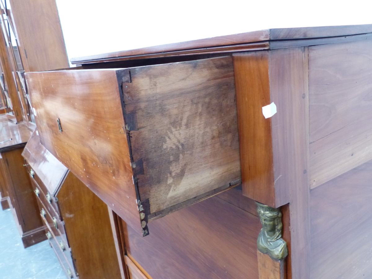 A 19th.C.FRENCH SECRETAIRE CABINET WITH DEEP FALL FRONT AND FITTED INTERIOR OVER TWO DEEP DRAWERS. - Image 5 of 11