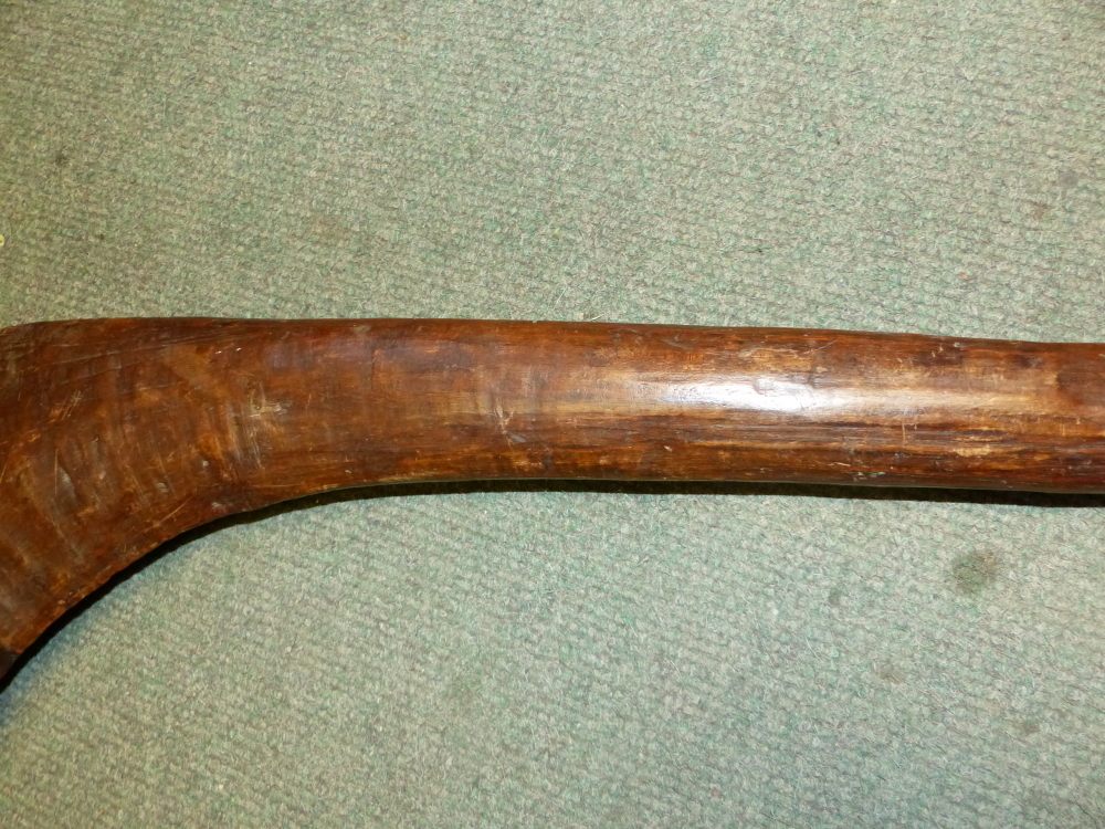 AN ABORIGINAL CLUB, THE LAPPET CARVED HANDLE WITH PINE CONE POMMEL, THE HEAD AT RIGHT ANGLES TO - Image 15 of 22