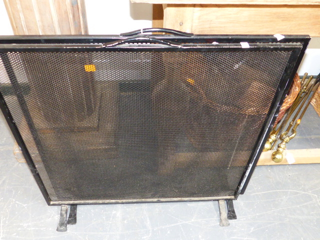 A PAIR OF MESH FIREGUARDS, THREE WICKER LOG BASKETS WITH LOGS, TWO BRASS COMPANION SETS,ETC. (QTY) - Image 2 of 5