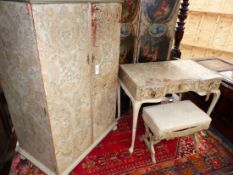 AN EARLY 20th.C.TALLBOY CABINET WITH FITTED INTERIOR TOGETHER WITH A DRESSING TABLE ON CABRIOLE