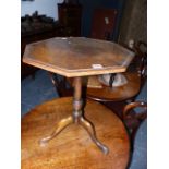 A MAHOGANY TRIPOD TABLE.