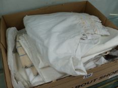 A QTY OF LINENS.