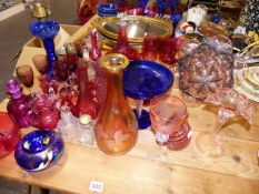 A QTY OF CRANBERRY AND OTHER GLASSWARES.