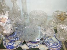 A QTY OF CUT AND OTHER GLASSWARES.