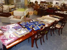 AN IMPRESSIVE VERY LARGE DRAW LEAF DINING TABLE.