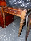 A VICTORIAN PEMBROKE TABLE.