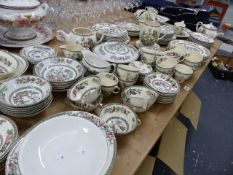 AN EXTENSIVE INDIAN TREE PATTERN DINNER SERVICE.