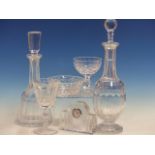 ORREFORS, VAL ST LAMBERT AND OTHER MAKERS, A COLLECTION OF GLASS TO INCLUDE BOWLS, DECANTERS,