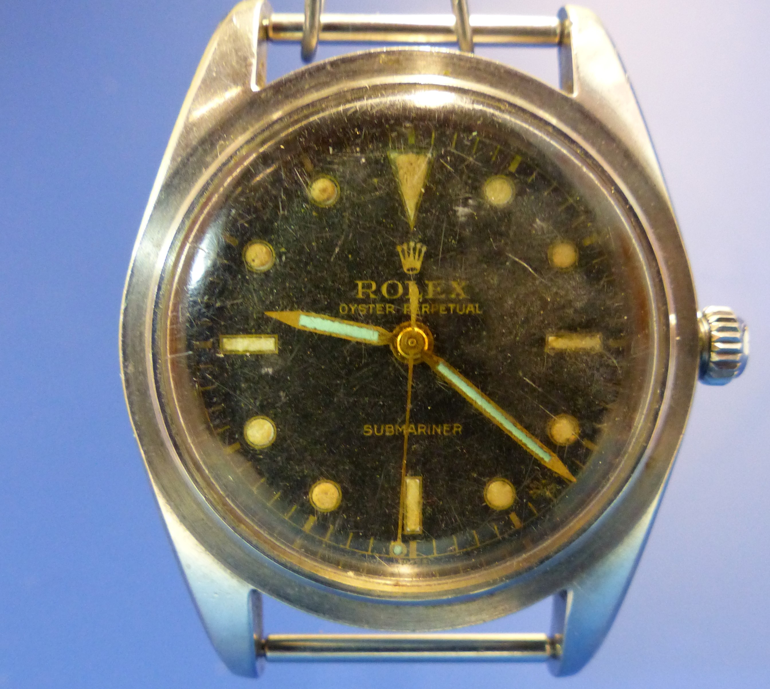 A VINTAGE ROLEX OYSTER PERPETUAL SUBMARINER BREVET 6204 WATCH, CASE NUMBER 988964. BELONGING TO JOHN - Bild 3 aus 21